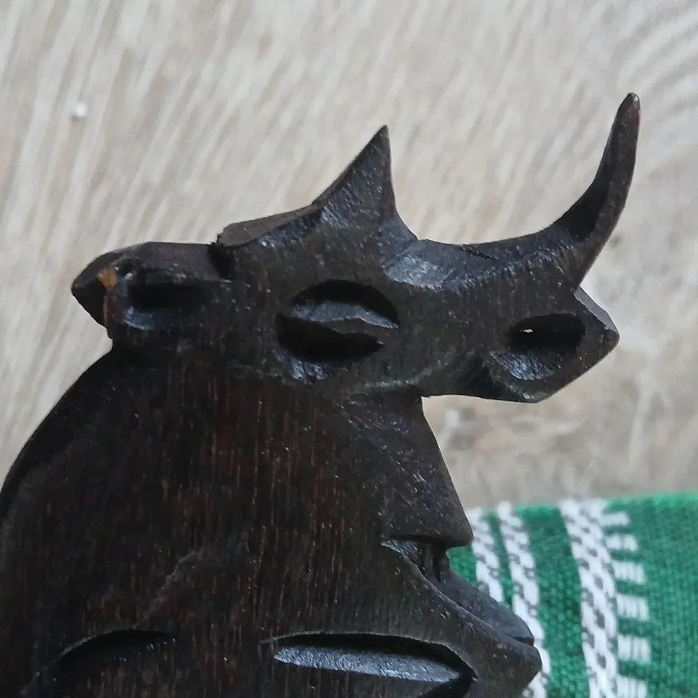 Vintage 80's Hand Carved Napkin Rings Wood Polished Artisan Ethnic Rhino Animals